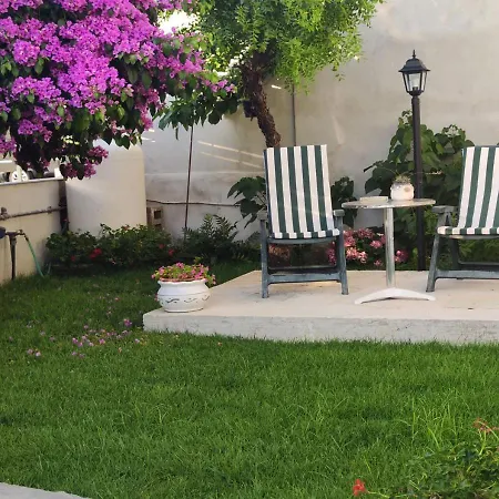 Holiday home Domus Parva, Con Giardino