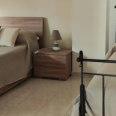 Casa vacanze Domus Parva, Con Giardino